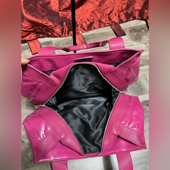 DKNY Pink Patent Leather Shoulder Bag - Picture 9 of 10